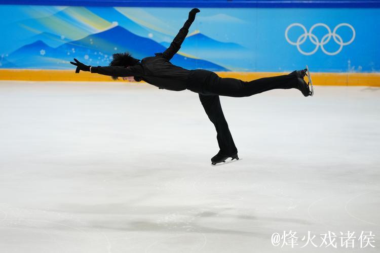 速度滑冰冬奥资格赛落幕 中国队蓄势待发剑指米兰